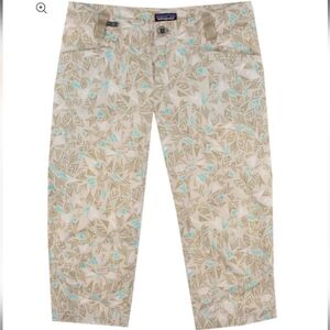 Patagonia Geometric Print Venga Rock Capri Outdoor Pants Cream Turquoise Size 6